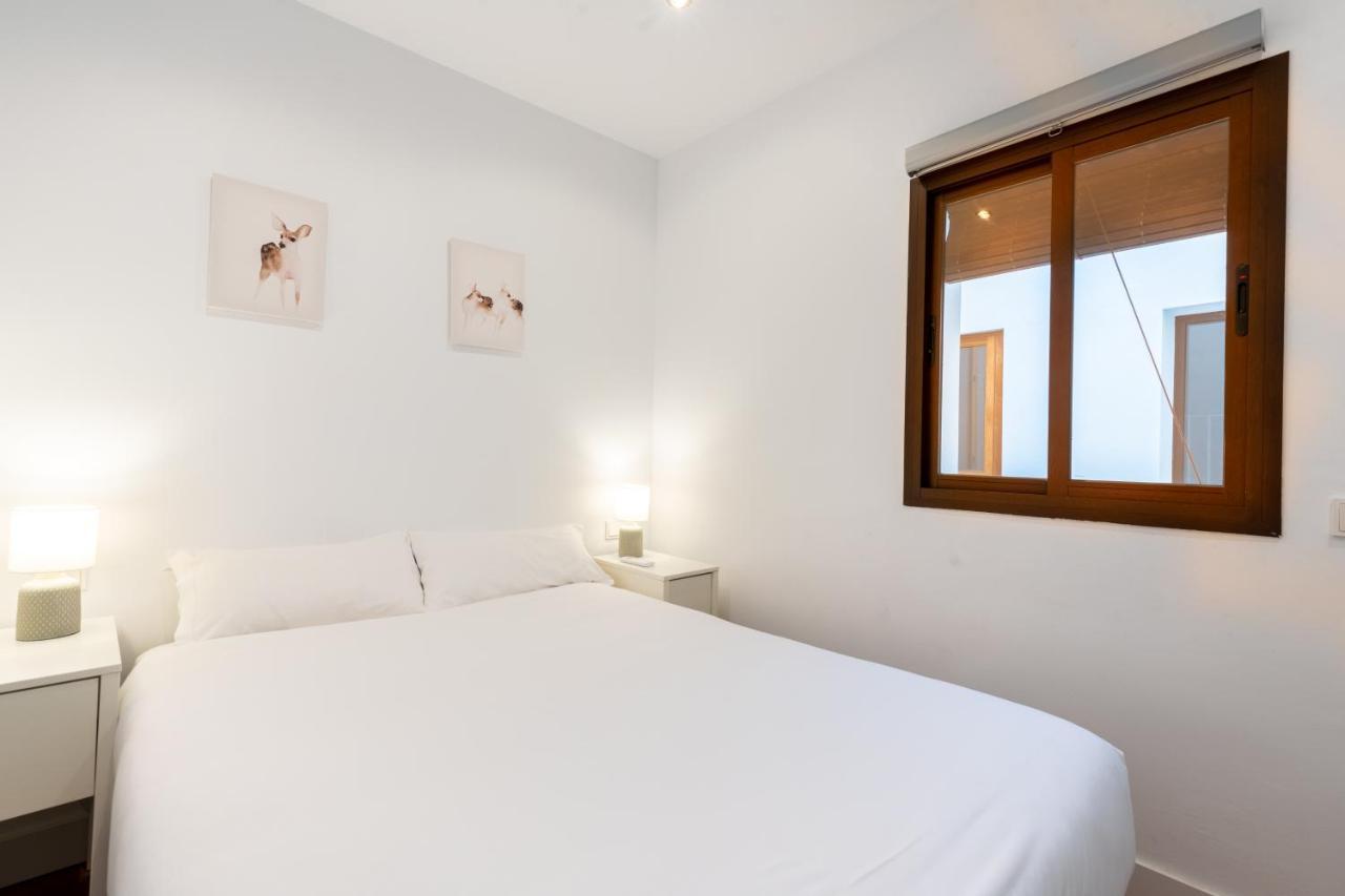 Holi-Rent Gonzalez Cuadrado Appartamento Siviglia Esterno foto