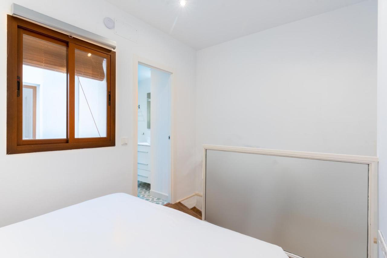 Holi-Rent Gonzalez Cuadrado Appartamento Siviglia Esterno foto