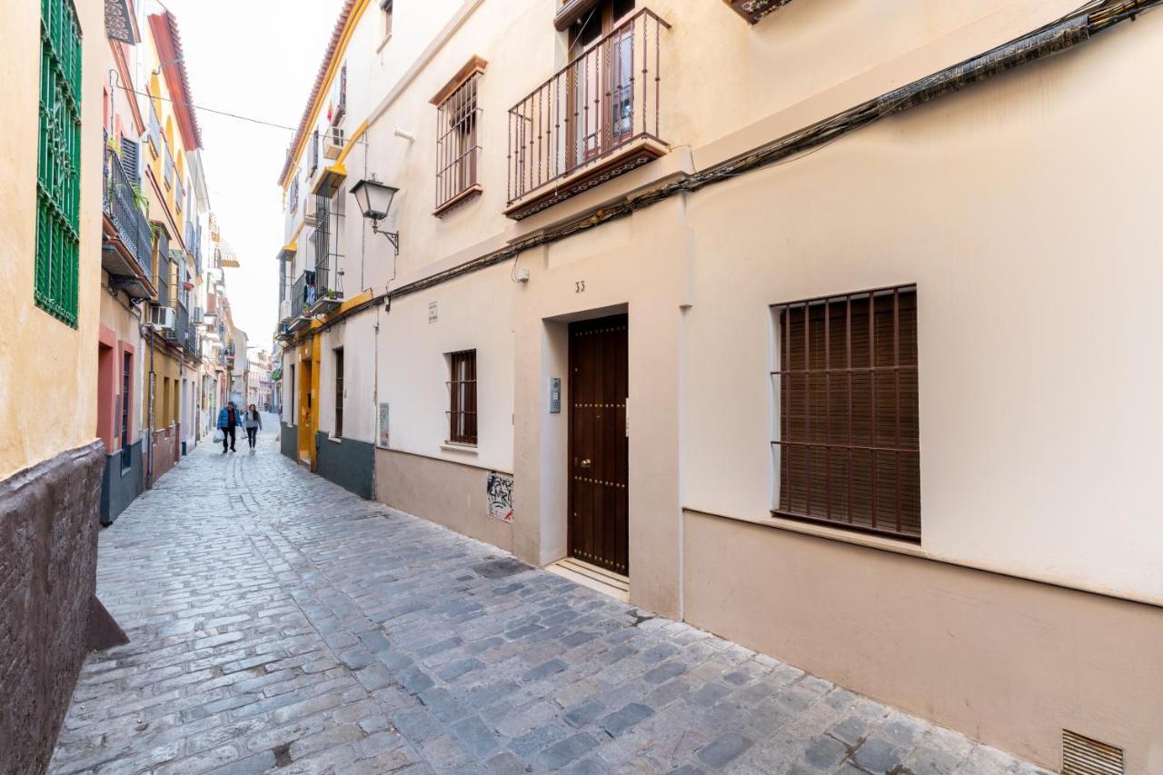 Holi-Rent Gonzalez Cuadrado Appartamento Siviglia Esterno foto